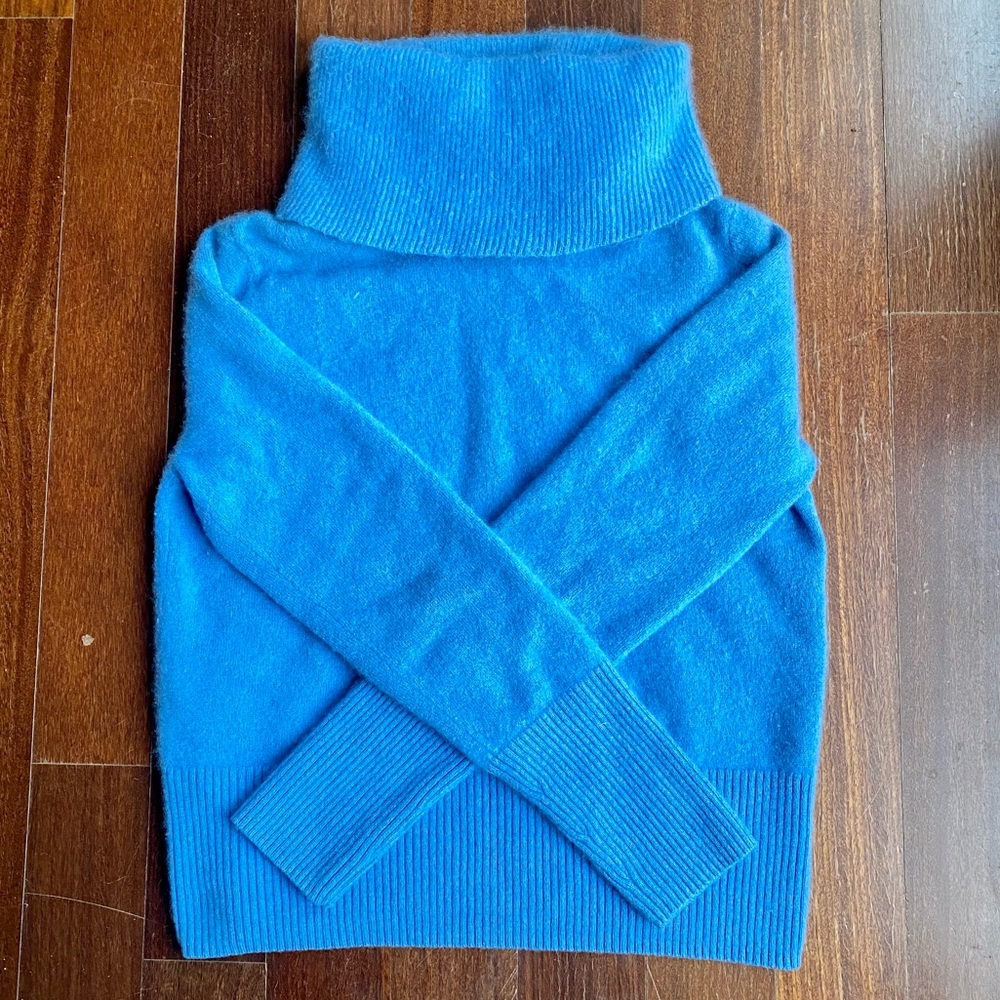 Vintage | Cashmere Turtleneck Sweater